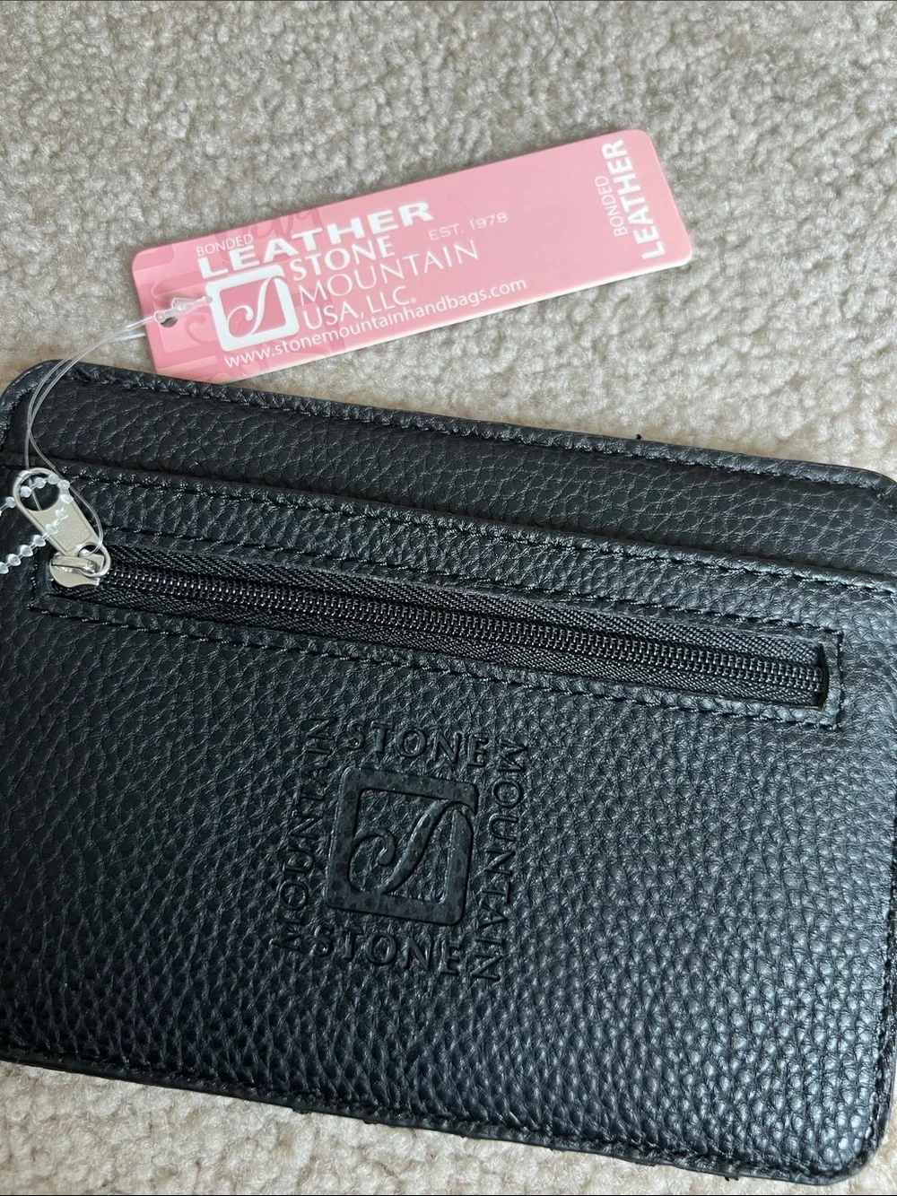 Stone Mountain Accessories Black Pebbled Leather Card & Key Holder